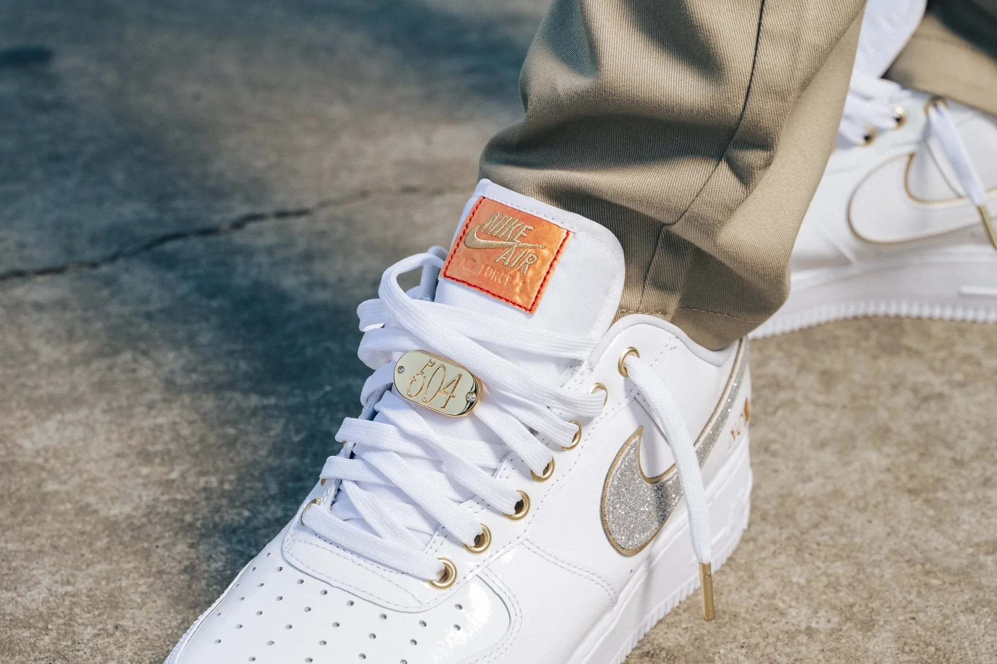 Air force sales 1 gold check
